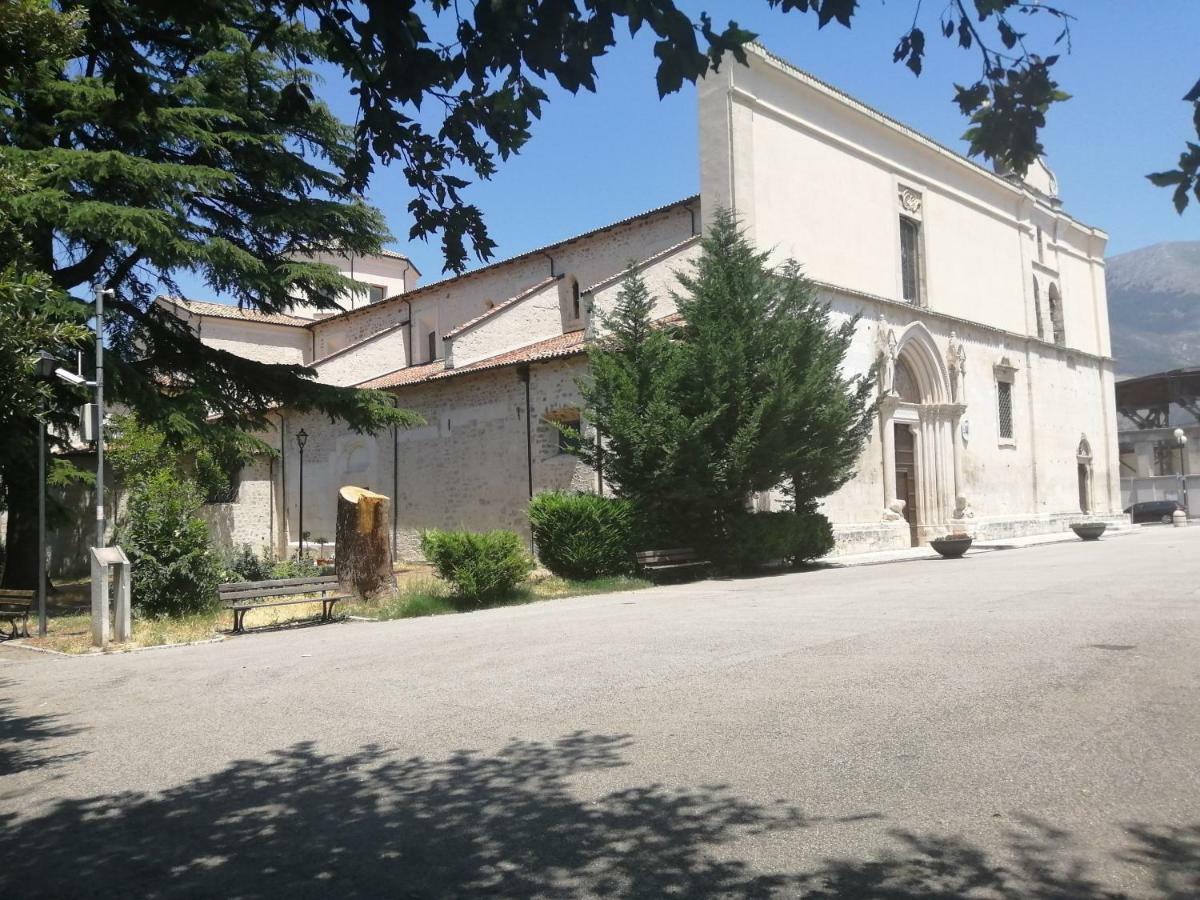 Bed and Breakfast Il Labirinto Sulmona Exterior foto